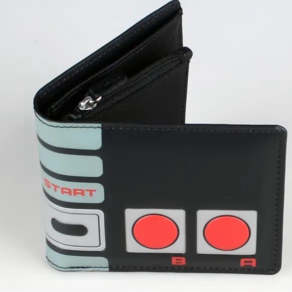 COPY - Original NES Nintendo System  control inspired Wallet black - Picture 3 of 10